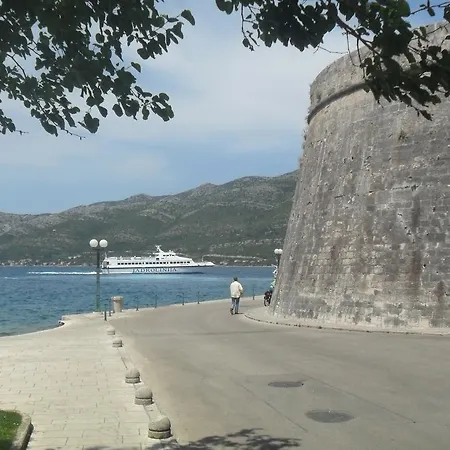 Guest House Leon Korcula Town Exterior photo
