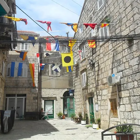 Guest House Leon Korcula Town Exterior photo