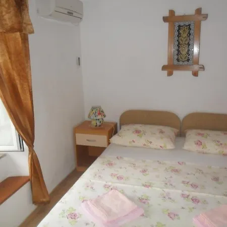 Guest House Leon Korcula Town Exterior photo